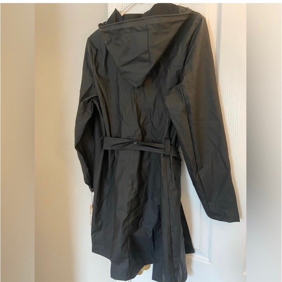 Halogen Size Small Raincoat - Picture 9 of 12